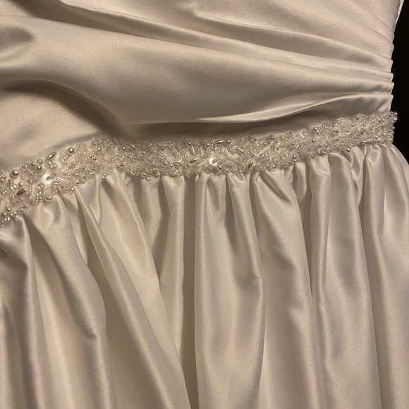 First Communion Girl's Dress - Picture 4 of 6